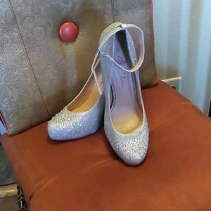 Shoes worn ,1 time